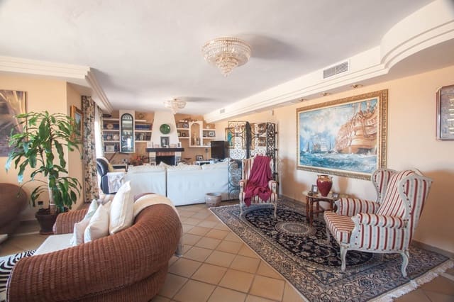 4 slaapkamer Finca/Landhuis te koop in Estepona met zwembad garage - € 2.450.000 (Ref: 7656198)