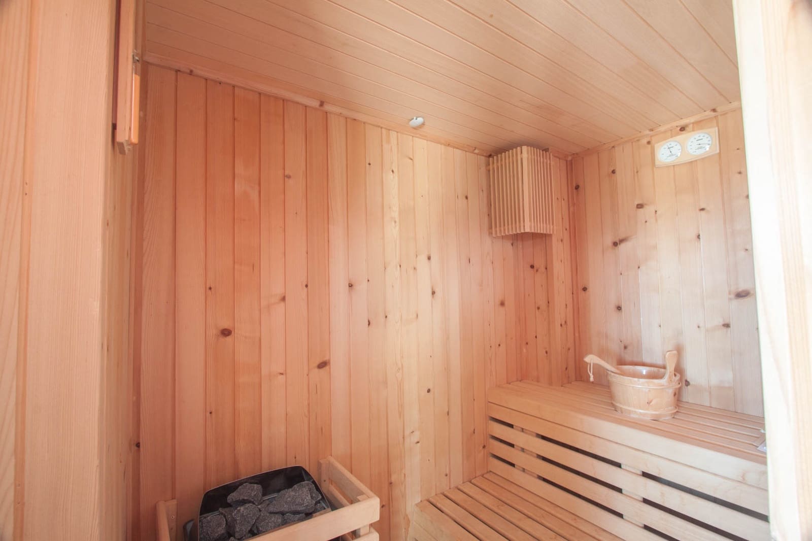 4 soveværelse Finca/Landehus til salg i Estepona med swimmingpool garage - € 2.450.000 (Ref: 7656198)