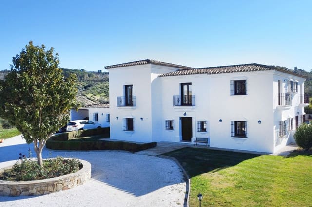 5 sovrum Finca/Hus på landet till salu i Ronda med pool garage - 1 495 000 € (Ref: 8036952)