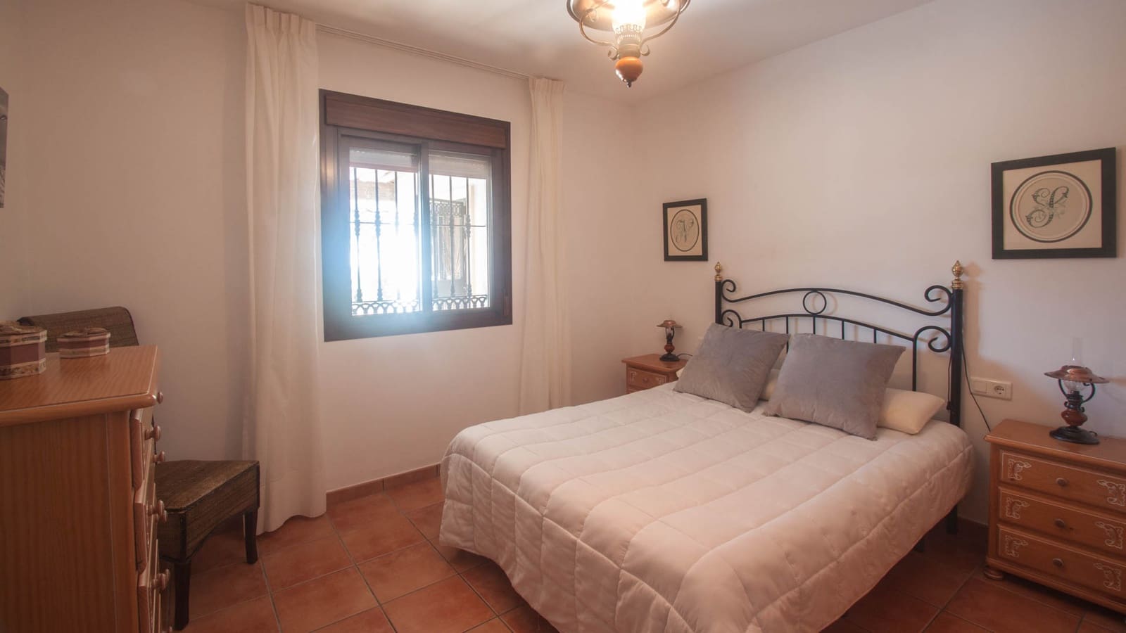 6 sypialnia Finka/Dom wiejski na sprzedaż w Estepona z basenem garażem - 995 000 € (Ref: 8742848)