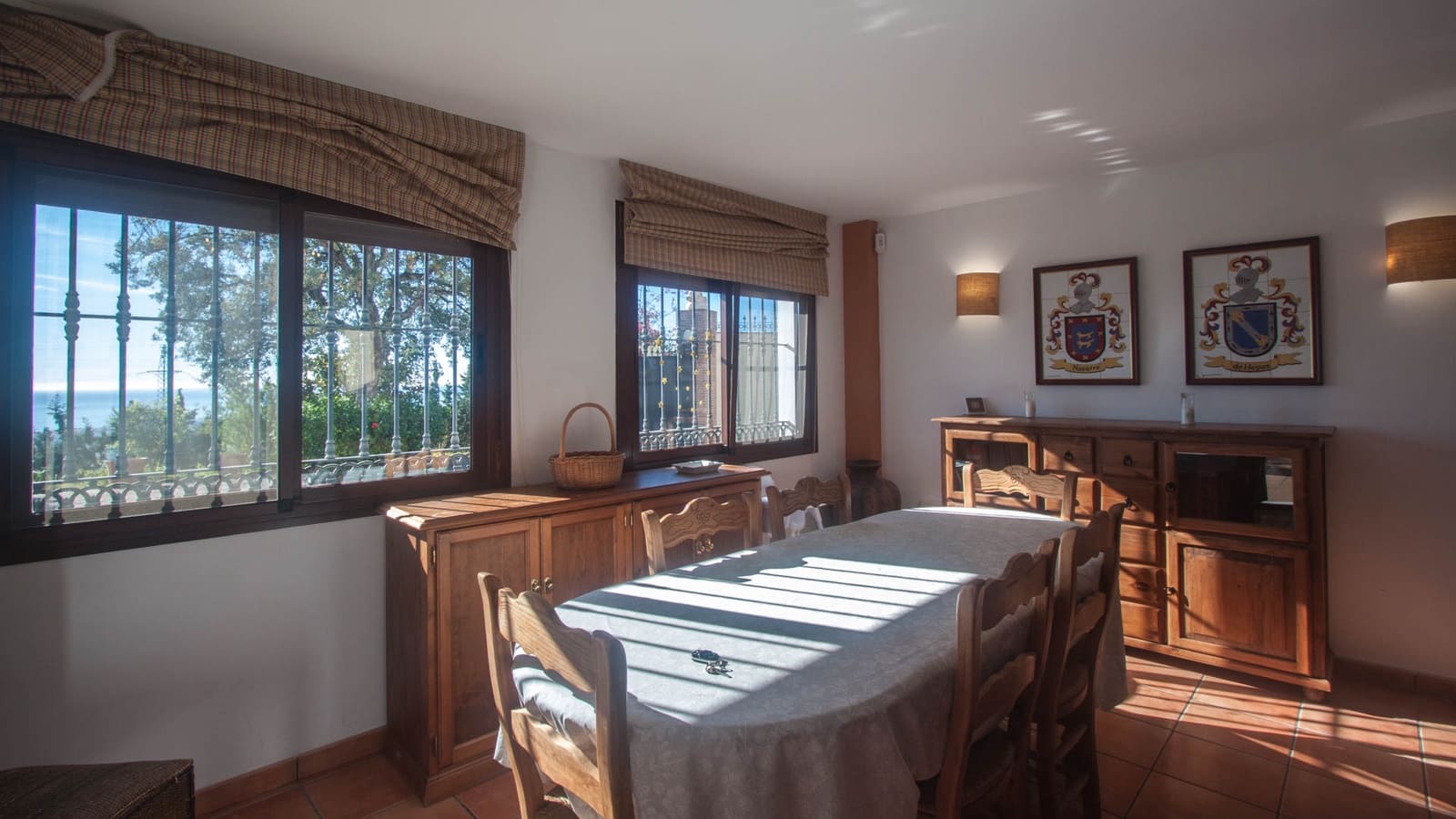 6 sypialnia Finka/Dom wiejski na sprzedaż w Estepona z basenem garażem - 995 000 € (Ref: 8742848)