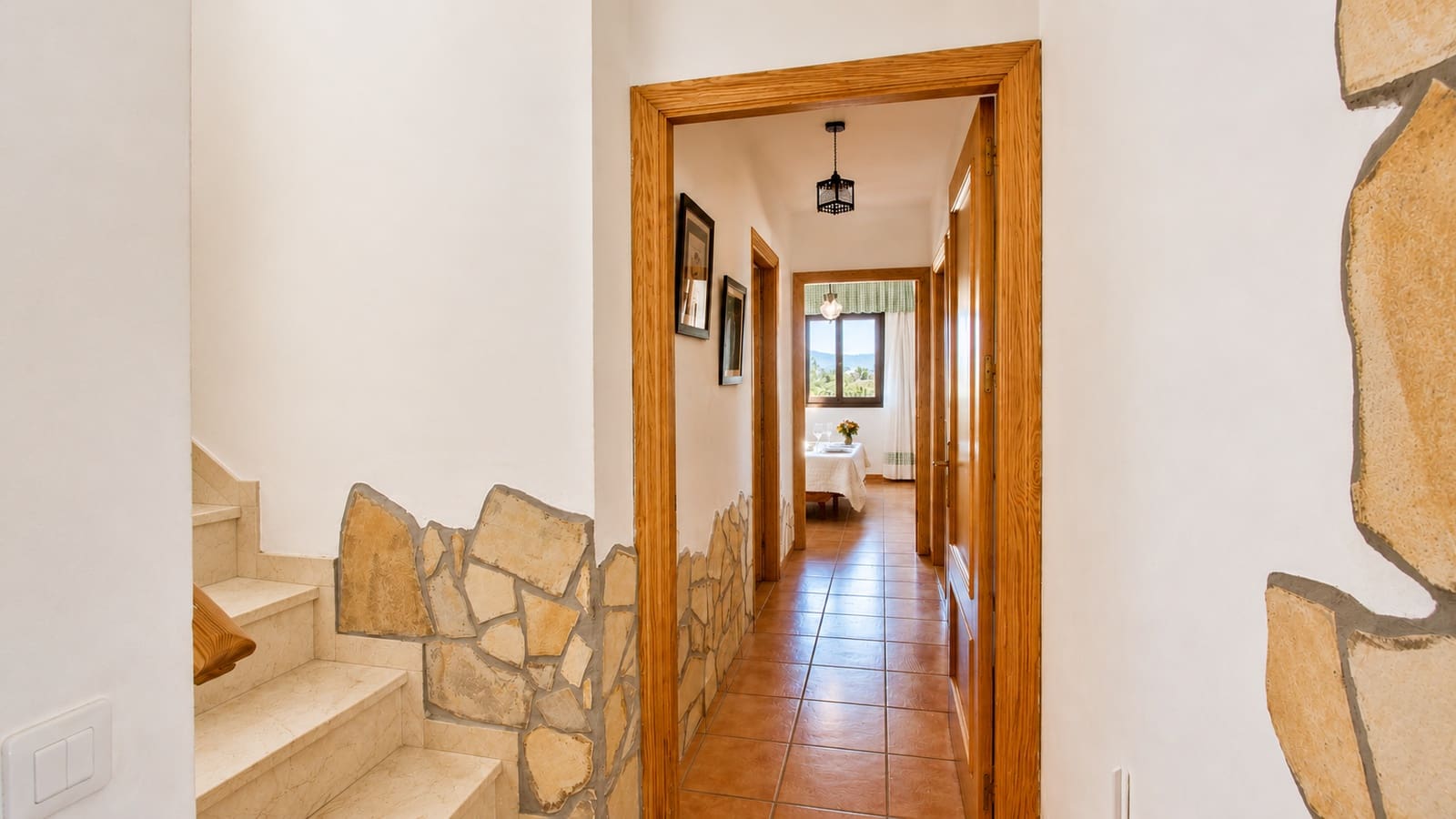 6 bedroom Finca/Country House for sale in Estepona with pool garage - € 1,095,000 (Ref: 8742848)
