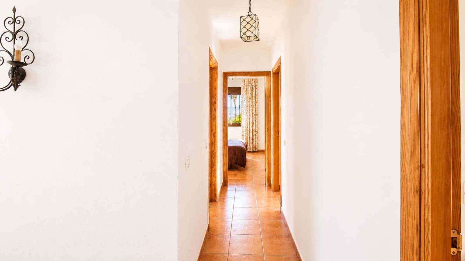 6 bedroom Finca/Country House for sale in Estepona with pool garage - € 1,095,000 (Ref: 8742848)