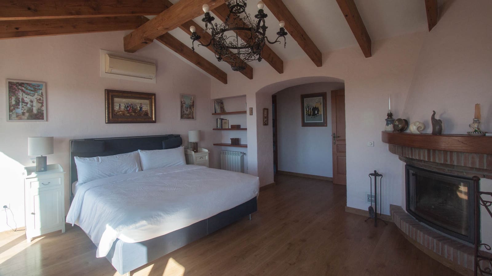 5 sypialnia Finka/Dom wiejski na sprzedaż w Casares z basenem garażem - 1 400 000 € (Ref: 8799162)