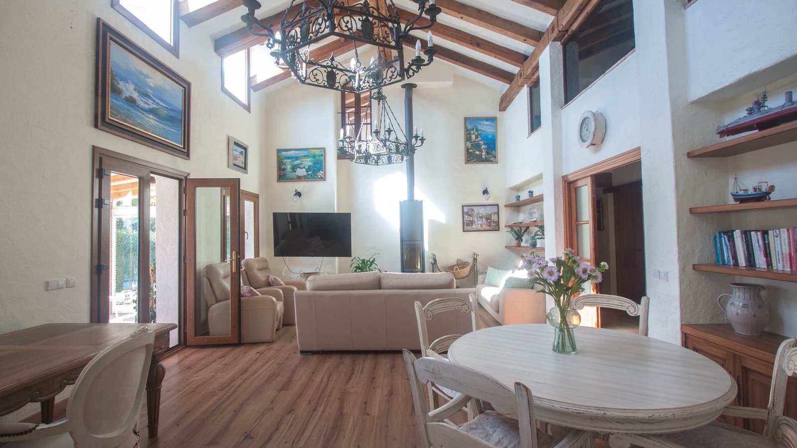 5 sypialnia Finka/Dom wiejski na sprzedaż w Casares z basenem garażem - 1 400 000 € (Ref: 8799162)