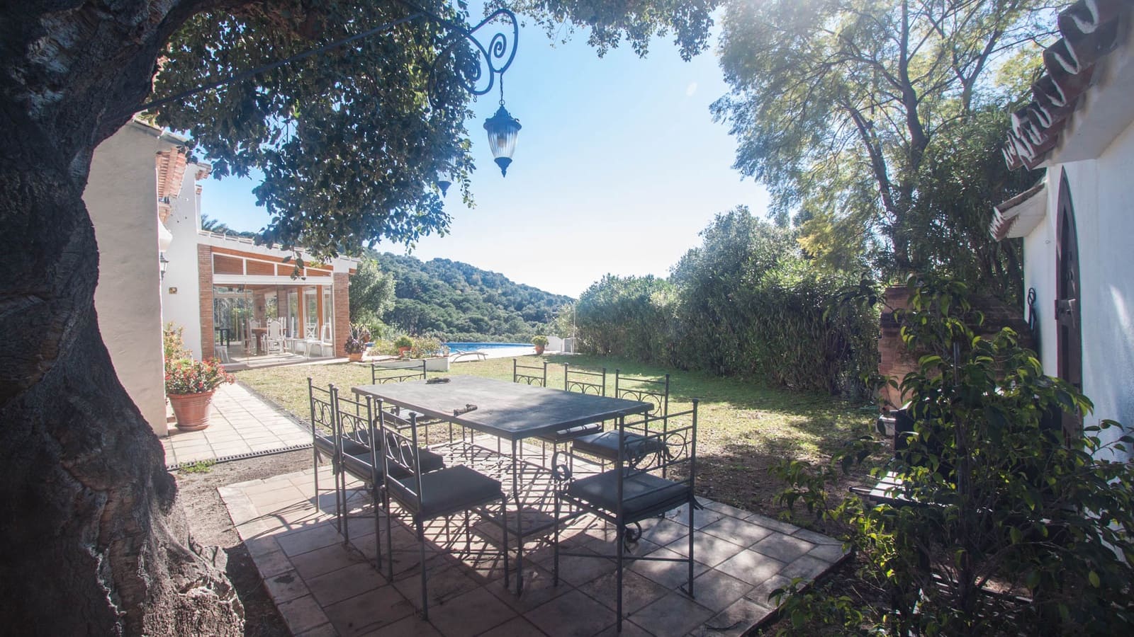 5 sypialnia Finka/Dom wiejski na sprzedaż w Casares z basenem garażem - 1 400 000 € (Ref: 8799162)