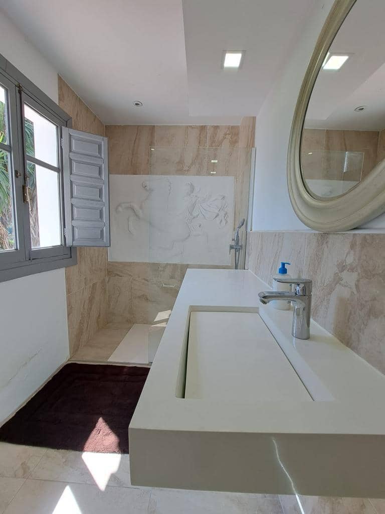 Villa te huur in Estepona met zwembad garage - € 5.250 (Ref: 9015607)