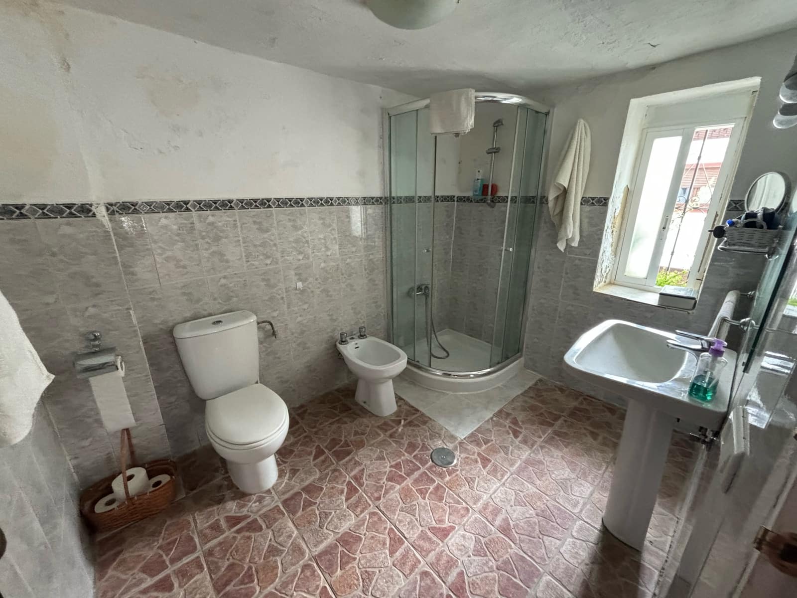 3 sovrum Hus till salu i Casares - 190 000 € (Ref: 9032209)