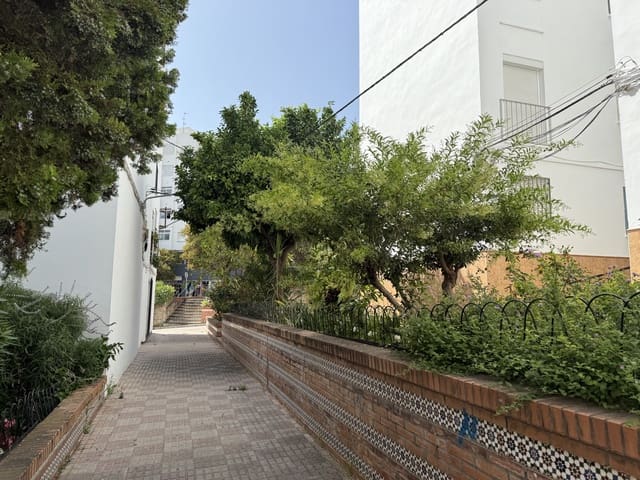 3 Zimmer Apartment zu verkaufen in Estepona - 220.000 € (Ref: 9144291)