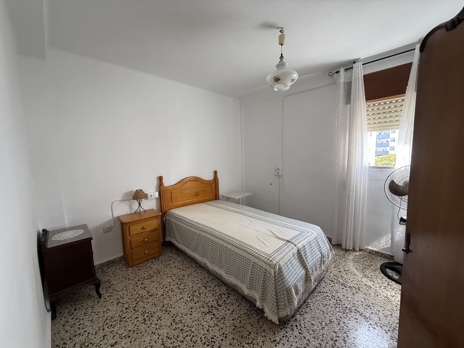 3 bedroom Apartment for sale in Estepona - € 220,000 (Ref: 9144291)