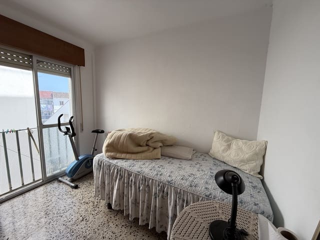 3 Zimmer Apartment zu verkaufen in Estepona - 220.000 € (Ref: 9144291)