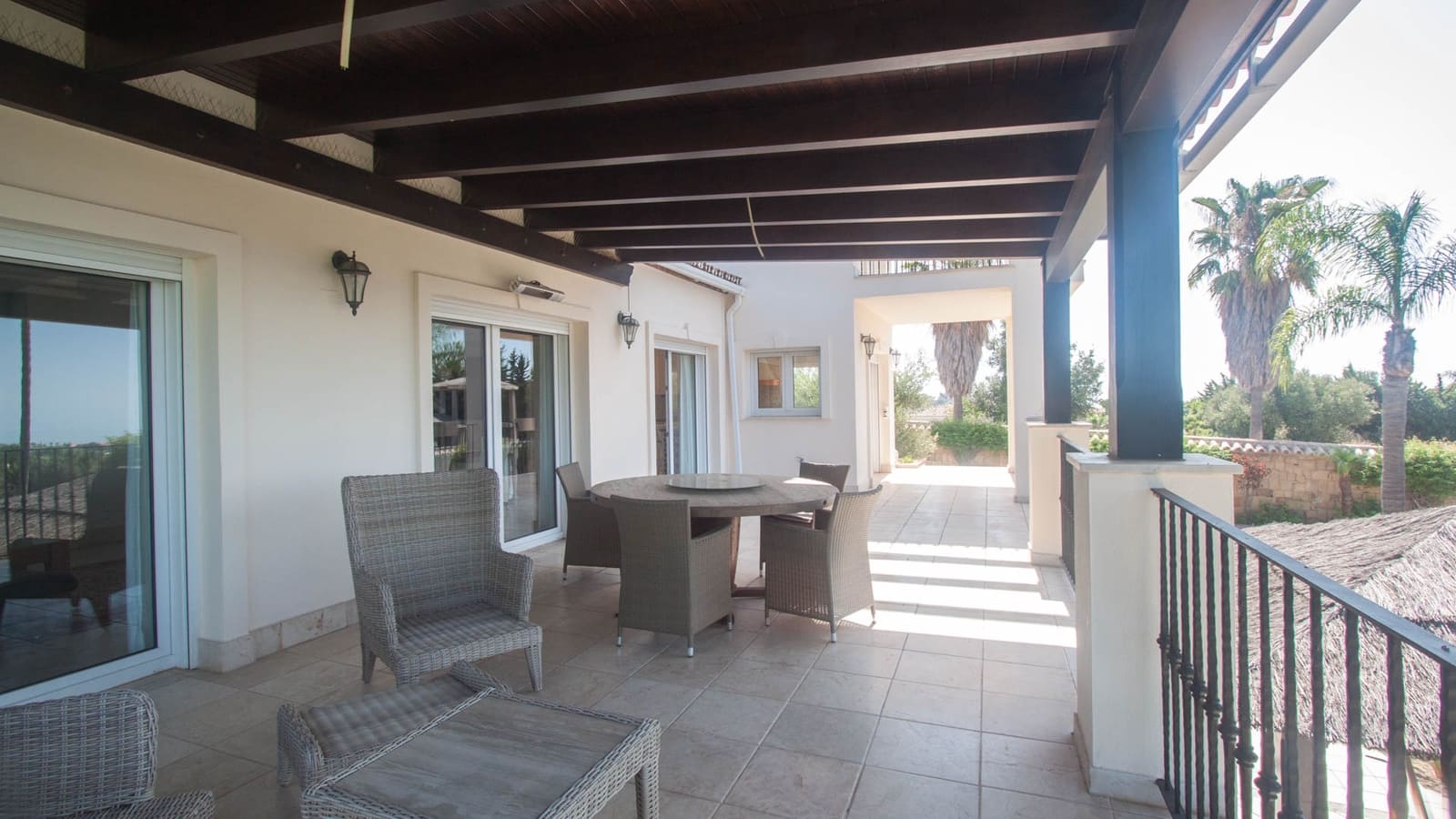 4 slaapkamer Finca/Landhuis te koop in Estepona met zwembad garage - € 2.450.000 (Ref: 9175453)