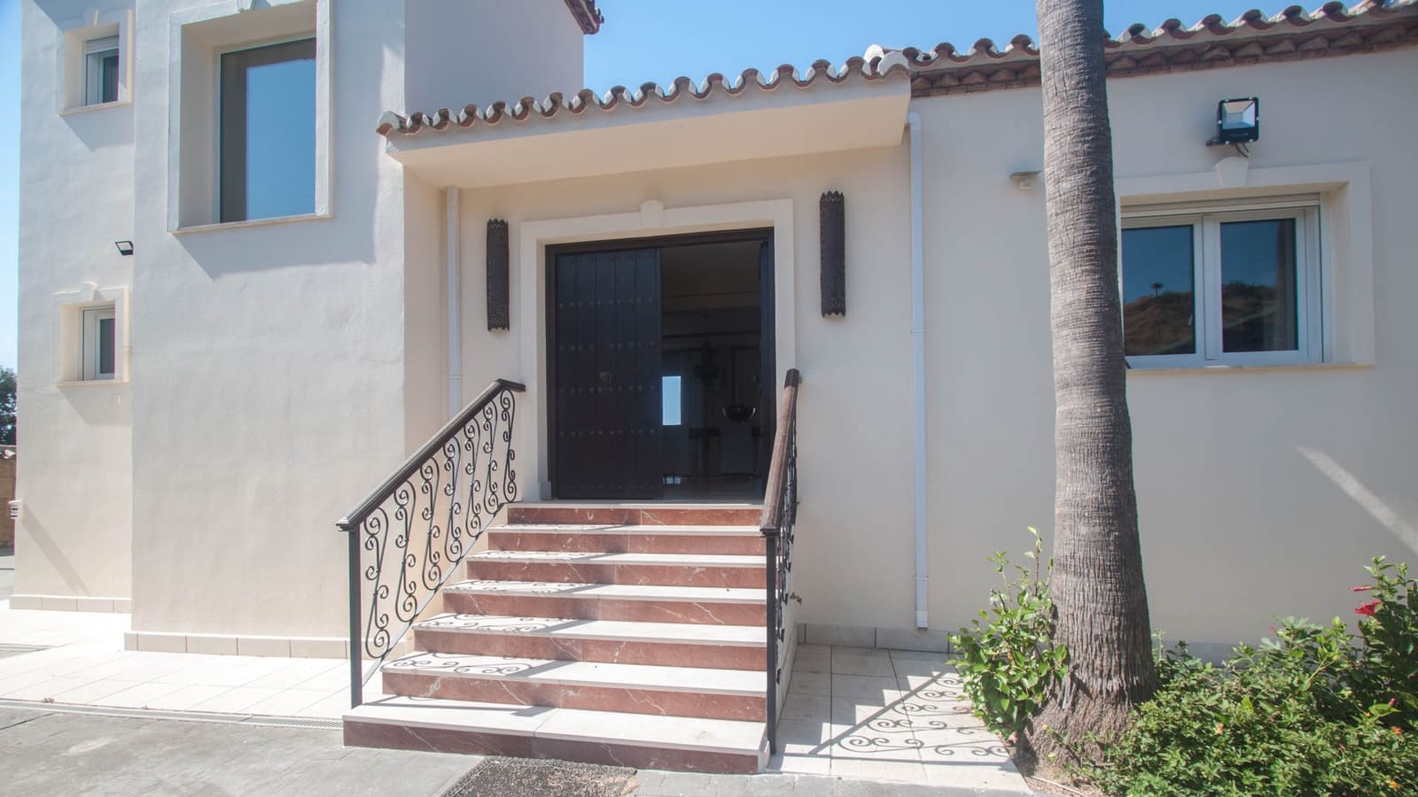 4 slaapkamer Finca/Landhuis te koop in Estepona met zwembad garage - € 2.450.000 (Ref: 9175453)