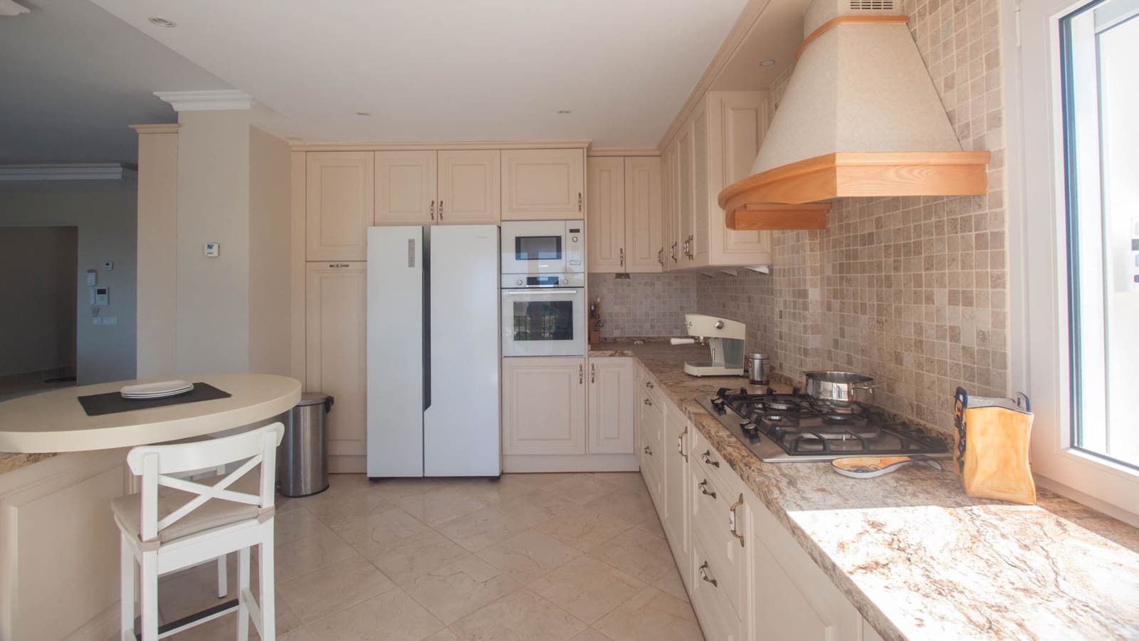 4 slaapkamer Finca/Landhuis te koop in Estepona met zwembad garage - € 2.450.000 (Ref: 9175453)