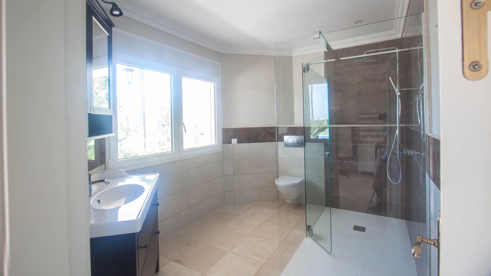 4 slaapkamer Finca/Landhuis te koop in Estepona met zwembad garage - € 2.450.000 (Ref: 9175453)