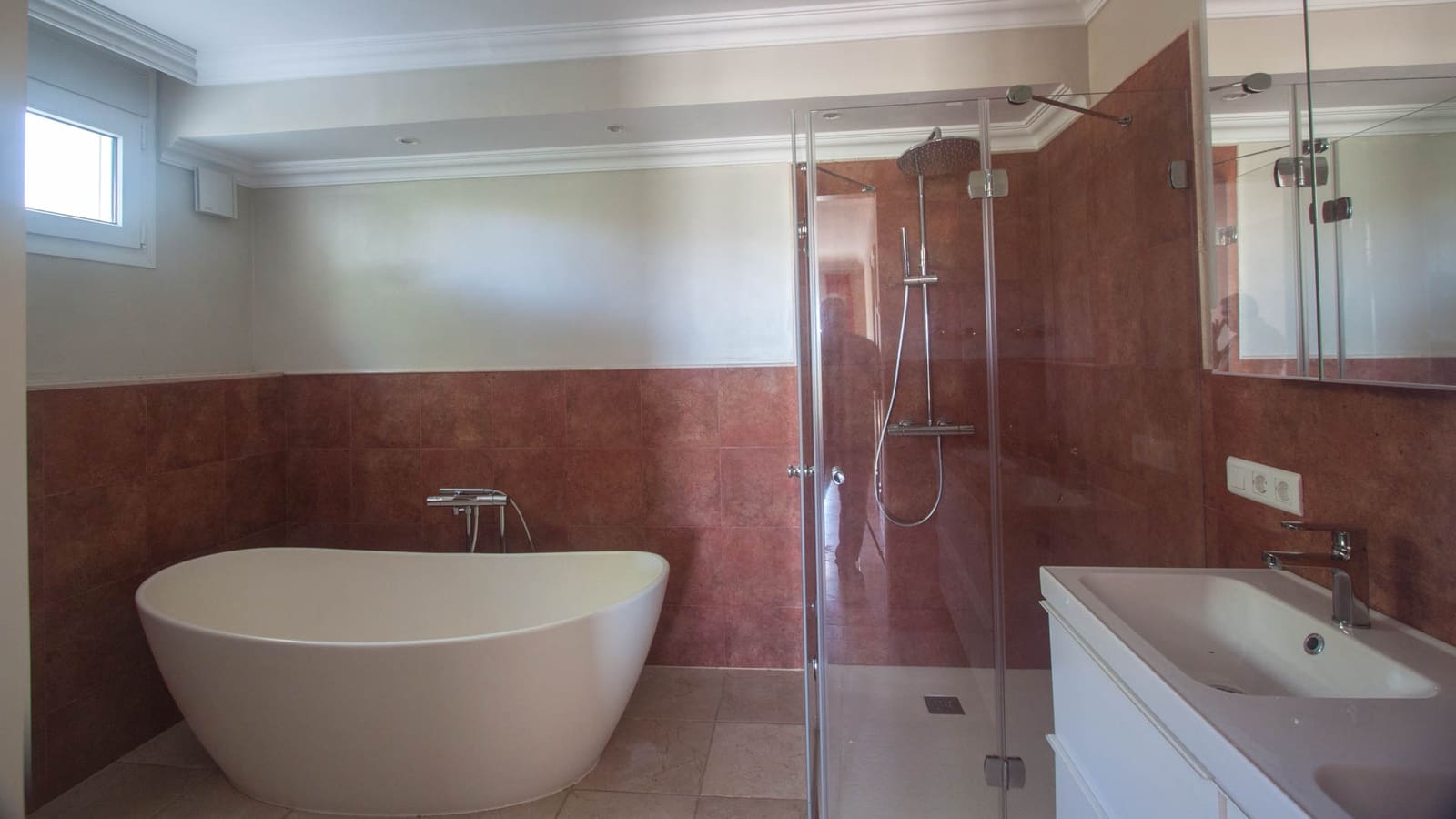 4 slaapkamer Finca/Landhuis te koop in Estepona met zwembad garage - € 2.450.000 (Ref: 9175453)