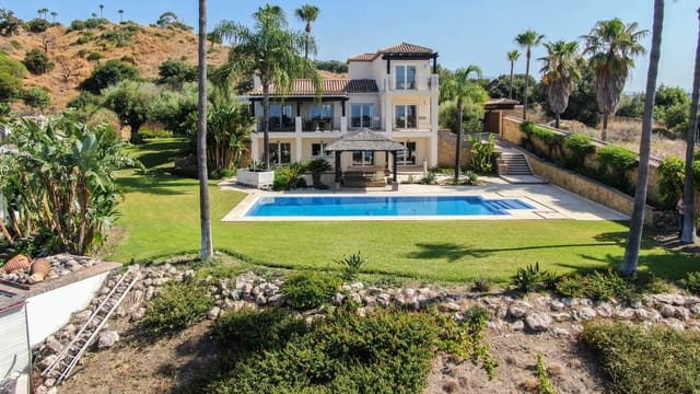 4 slaapkamer Finca/Landhuis te koop in Estepona met zwembad garage - € 2.450.000 (Ref: 9175453)