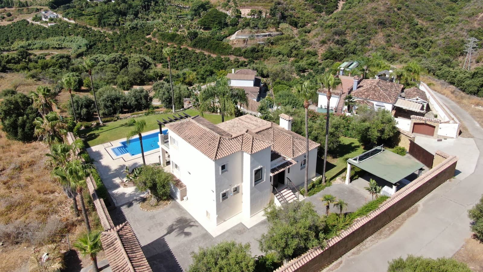 4 slaapkamer Finca/Landhuis te koop in Estepona met zwembad garage - € 2.450.000 (Ref: 9175453)