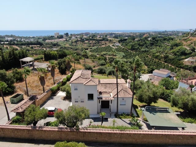 4 slaapkamer Finca/Landhuis te koop in Estepona met zwembad garage - € 2.450.000 (Ref: 9175453)