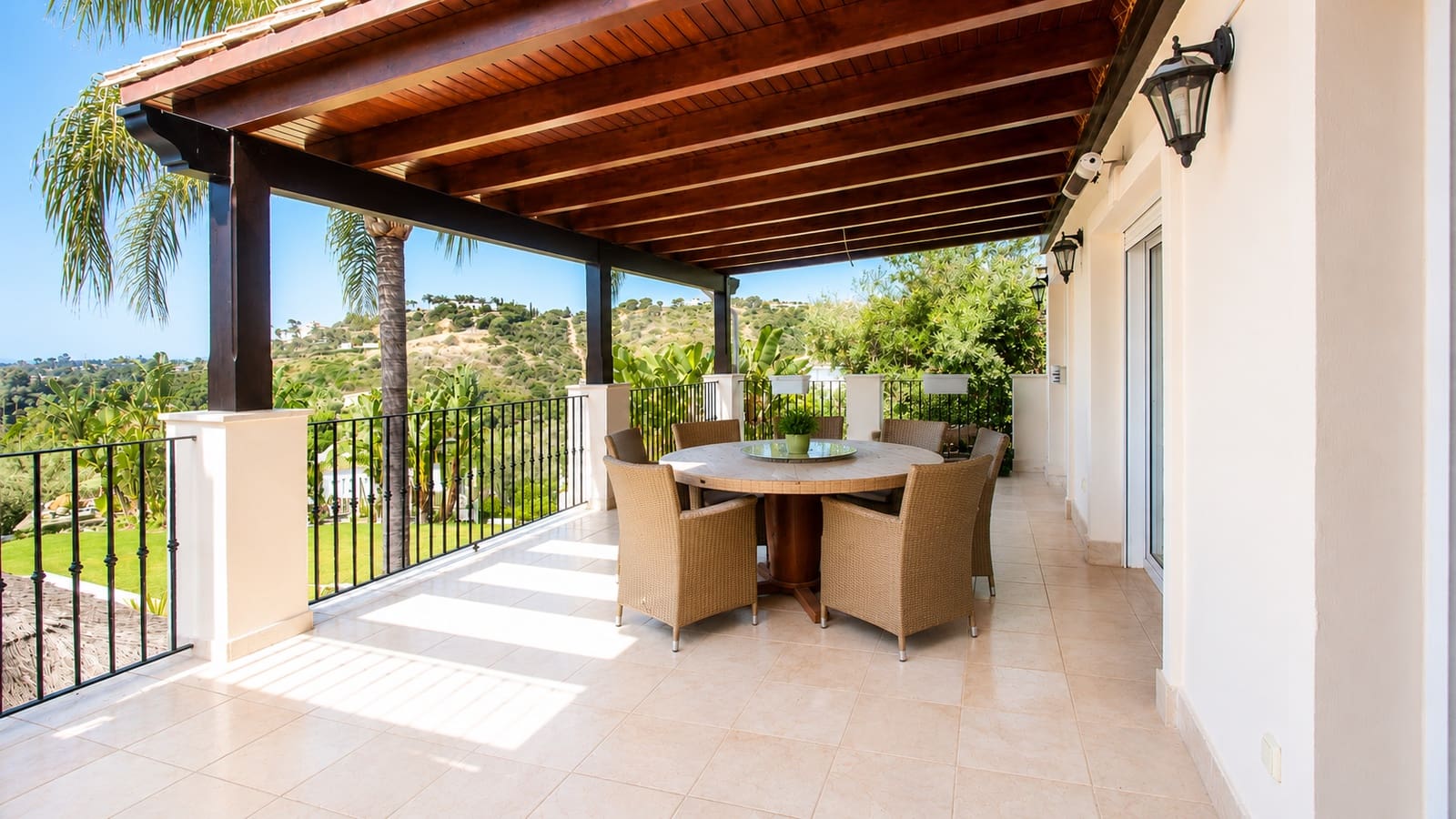 4 soverom Finca/Herregård til salgs i Estepona med svømmebasseng garasje - € 2 450 000 (Ref: 9175453)