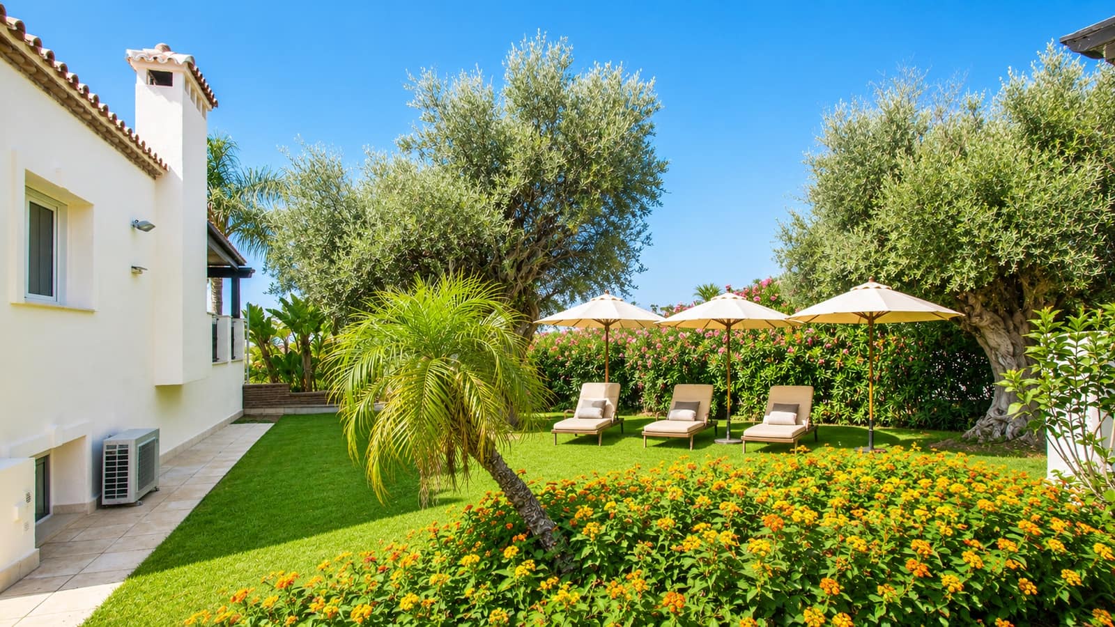 4 soverom Finca/Herregård til salgs i Estepona med svømmebasseng garasje - € 2 450 000 (Ref: 9175453)