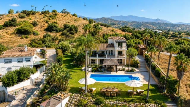 4 sypialnia Finka/Dom wiejski na sprzedaż w Estepona z basenem garażem - 2 450 000 € (Ref: 9175453)