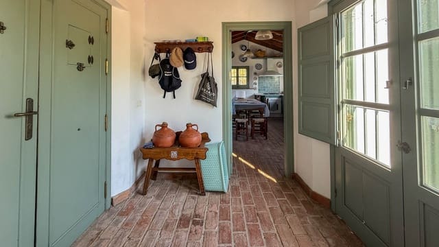 5 bedroom Finca/Country House for sale in Jimena de la Frontera with pool - € 1,575,000 (Ref: 9194289)