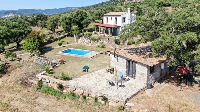 5 bedroom Finca/Country House for sale in Jimena de la Frontera with pool - € 1,575,000 (Ref: 9194289)