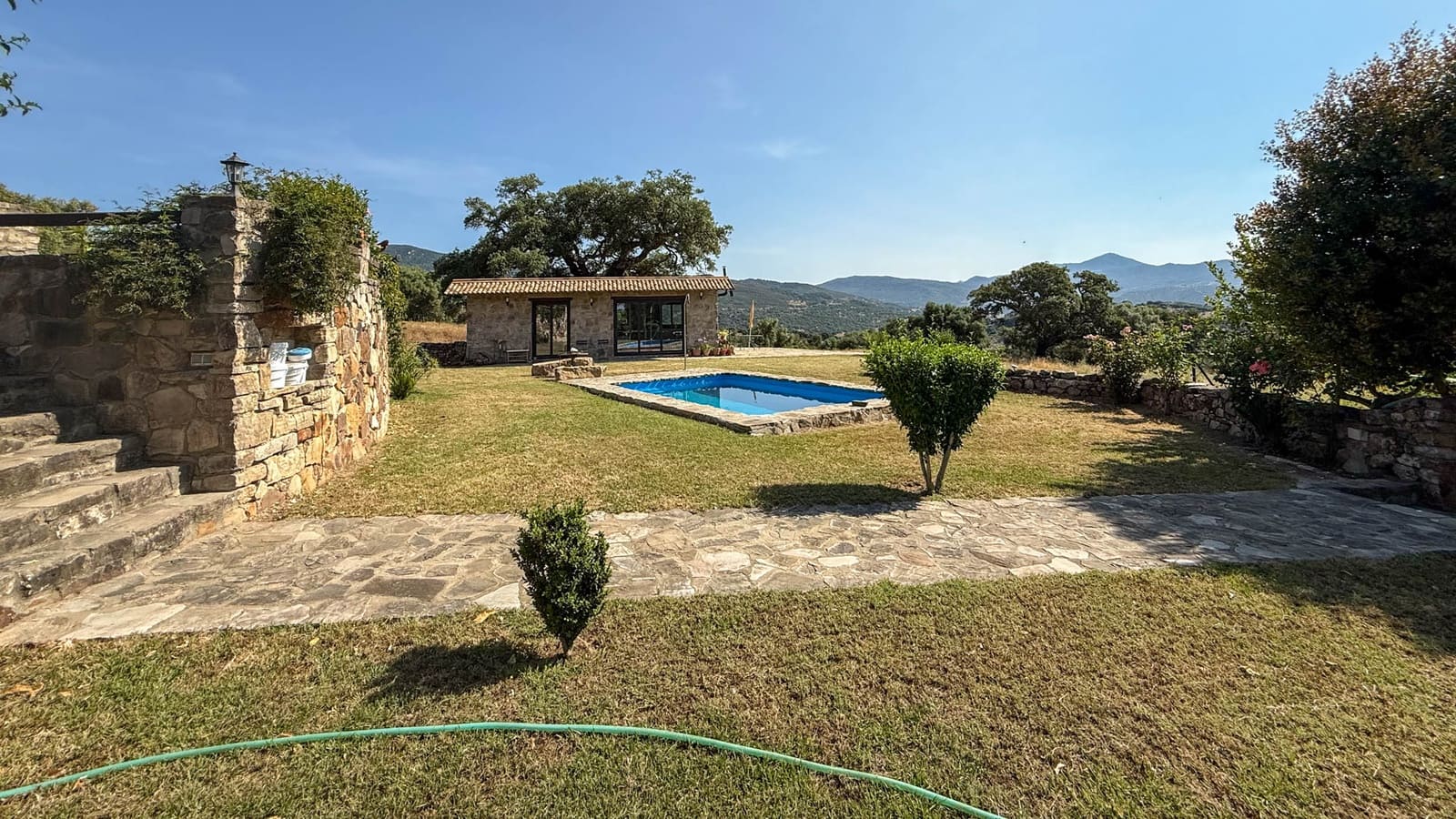 5 soveværelse Finca/Landehus til salg i Jimena de la Frontera med swimmingpool - € 1.575.000 (Ref: 9194289)