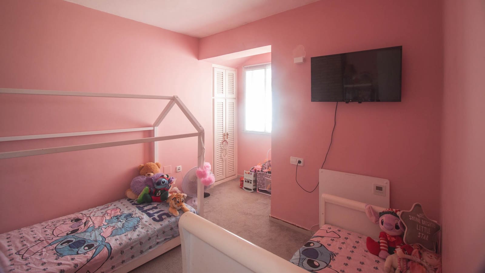 3 soverom Rekkehus til salgs i Estepona med svømmebasseng - € 545 000 (Ref: 9207333)