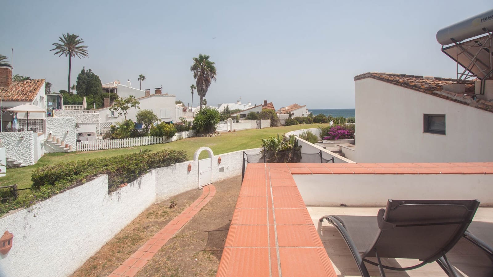 3 soverom Rekkehus til salgs i Estepona med svømmebasseng - € 545 000 (Ref: 9207333)