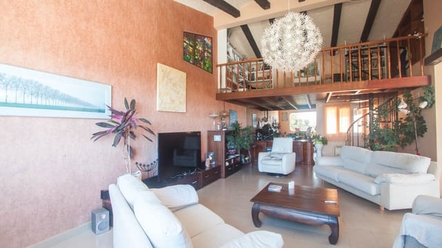 4 slaapkamer Villa te koop in Estepona met zwembad garage - € 2.400.000 (Ref: 9231254)