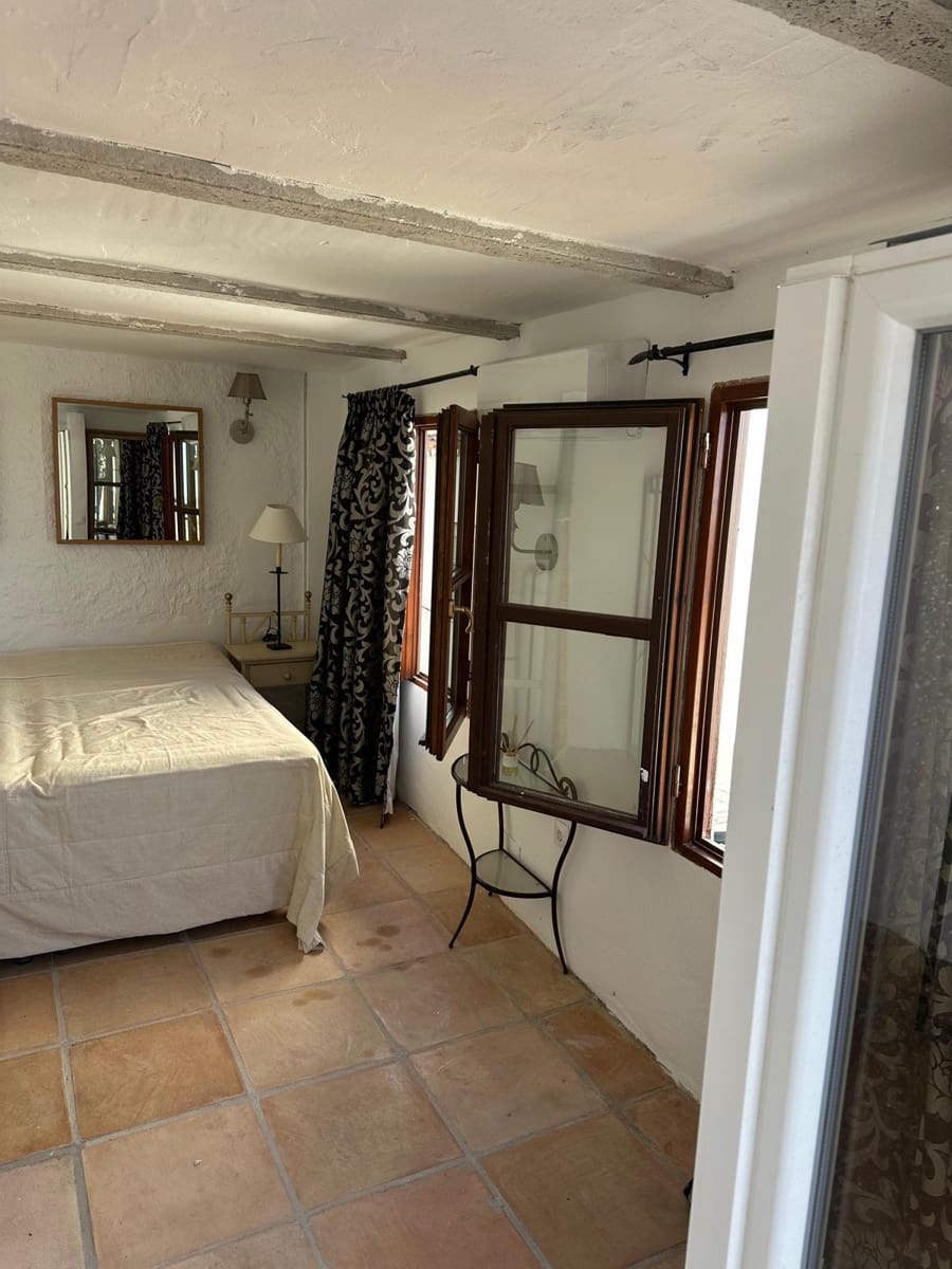 1 soveværelse Byhus til salg i Casares - € 79.000 (Ref: 9234857)