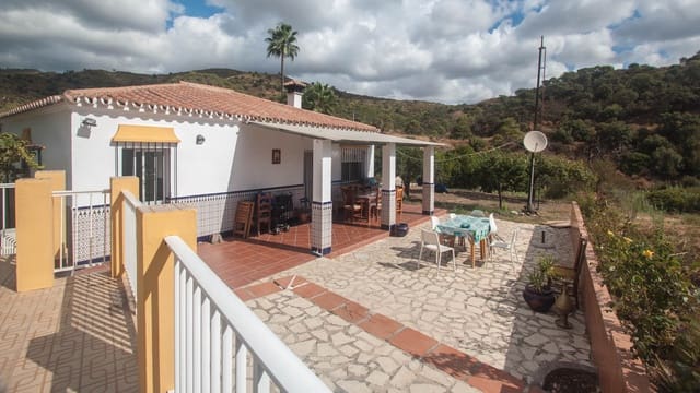 3 quarto Quinta/Casa Rural para venda em Estepona com piscina - 475 000 € (Ref: 9274651)