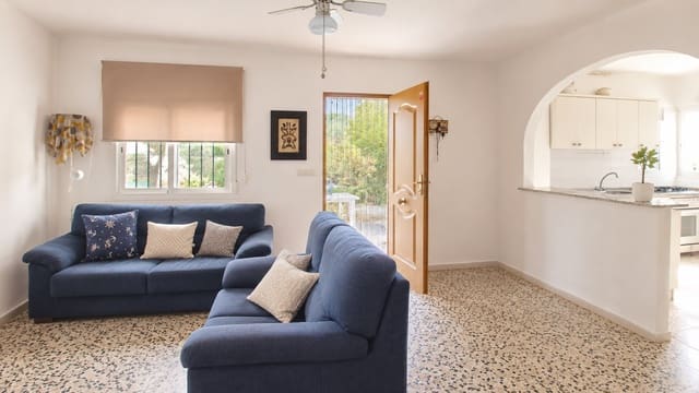 3 sovrum Finca/Hus på landet till salu i Estepona med pool garage - 475 000 € (Ref: 9274651)