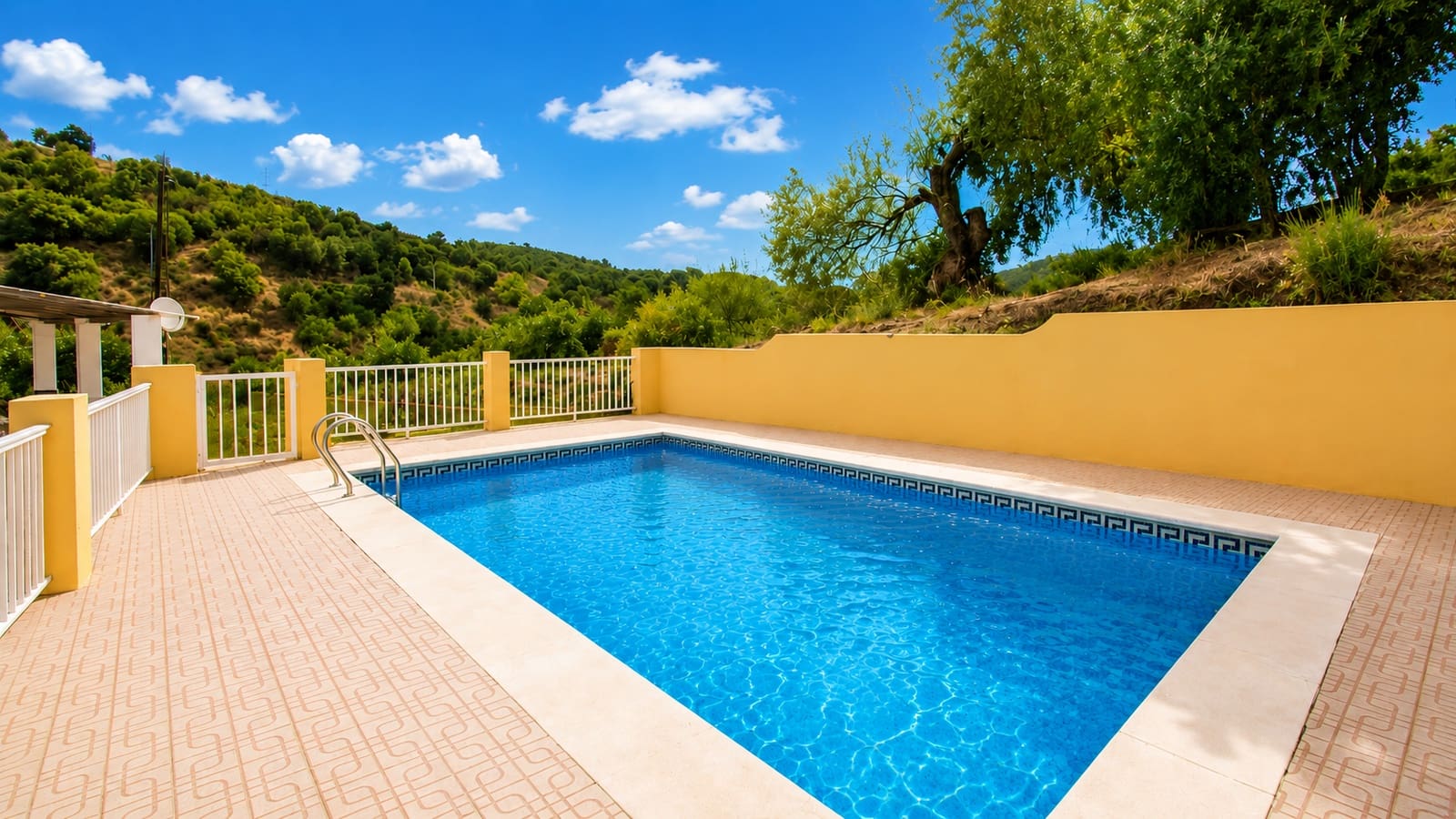 3 camera da letto Finca/Casa di Campagna in vendita in Estepona con piscina garage - 475.000 € (Rif: 9274651)