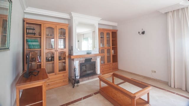 3 camera da letto Finca/Casa di Campagna in vendita in Estepona con piscina garage - 1.075.000 € (Rif: 9297847)