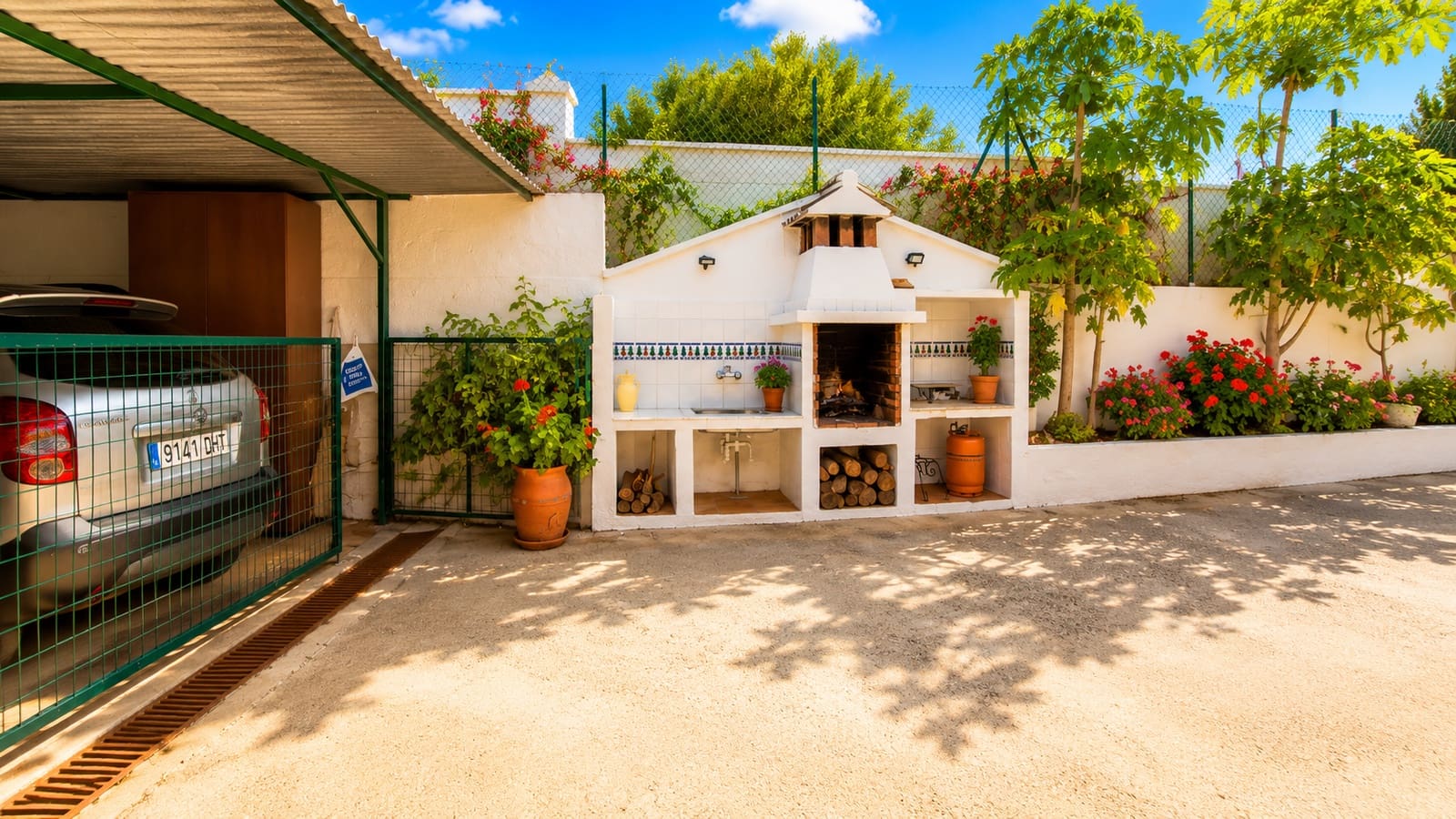 3 chambre Finca/Maison de Campagne à vendre à Estepona avec piscine garage - 1 075 000 € (Ref: 9297847)