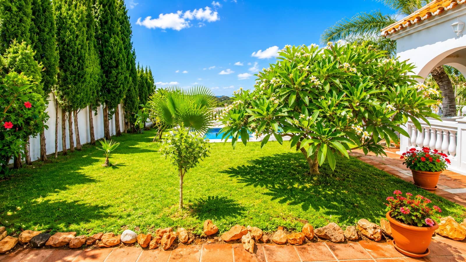 3 chambre Finca/Maison de Campagne à vendre à Estepona avec piscine garage - 1 075 000 € (Ref: 9297847)