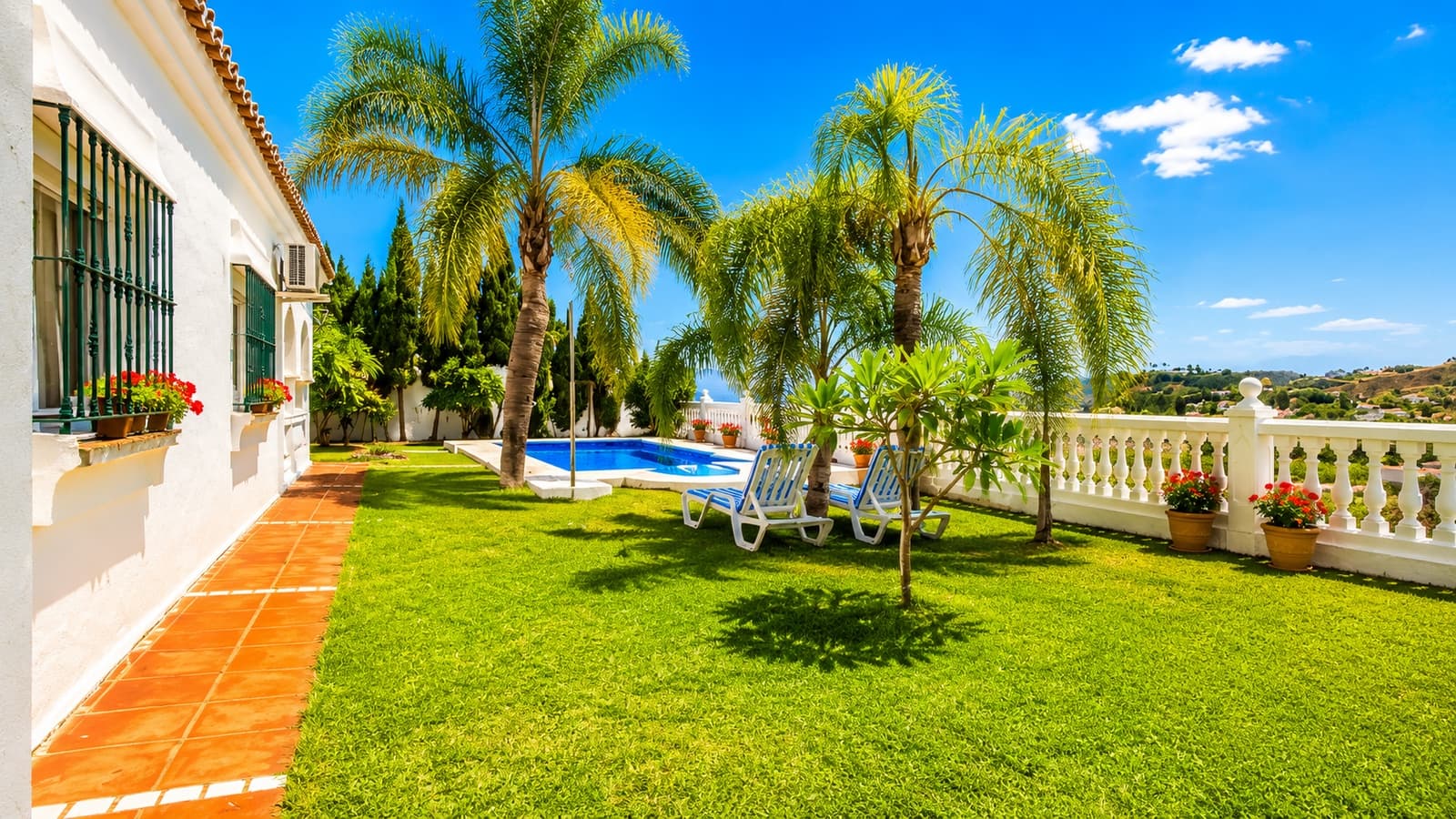 3 chambre Finca/Maison de Campagne à vendre à Estepona avec piscine garage - 1 075 000 € (Ref: 9297847)