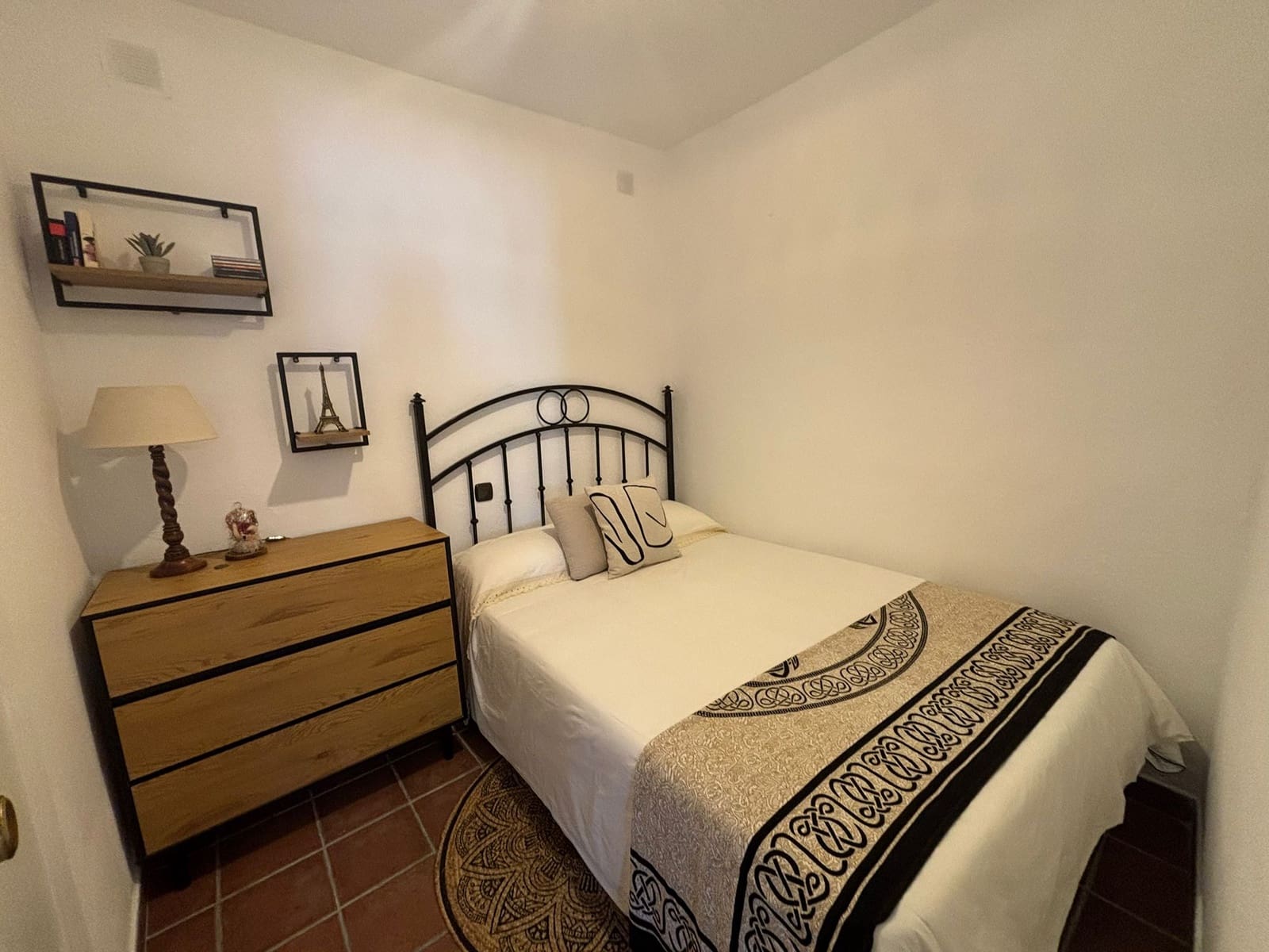 2 slaapkamer Huis te koop in Casares - € 99.000 (Ref: 9319646)