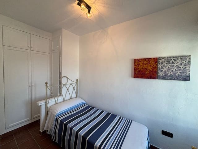 2 soveværelse Byhus til salg i Casares - € 99.000 (Ref: 9319646)