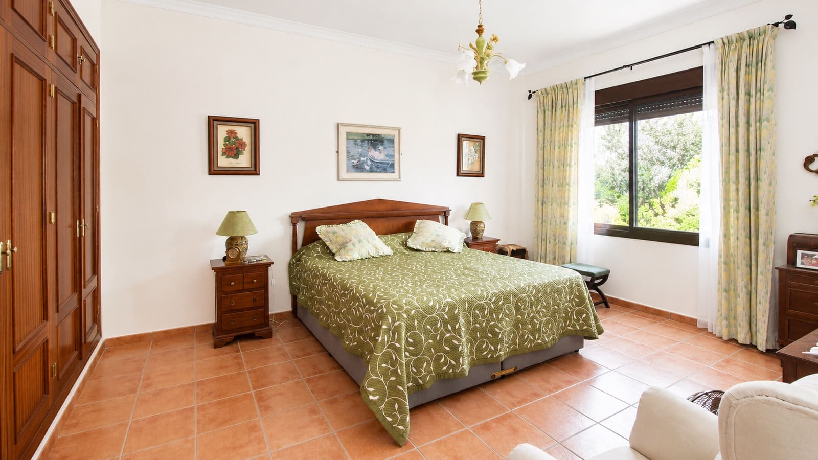 3 soveværelse Finca/Landehus til salg i Estepona med swimmingpool garage - € 2.000.000 (Ref: 9378089)