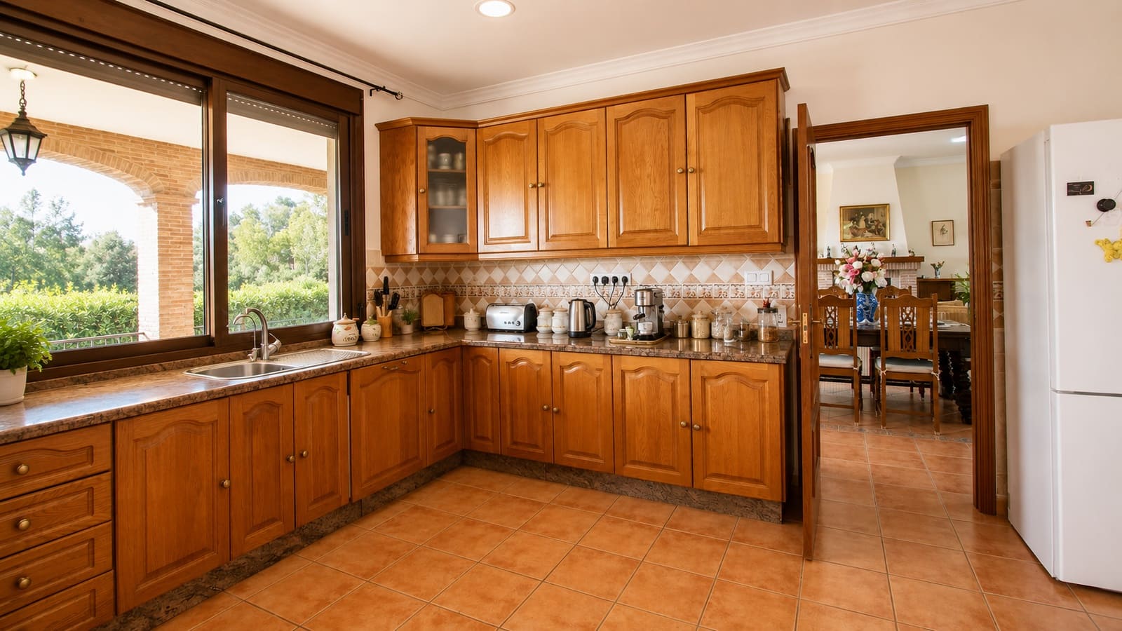 3 soveværelse Finca/Landehus til salg i Estepona med swimmingpool garage - € 2.000.000 (Ref: 9378089)