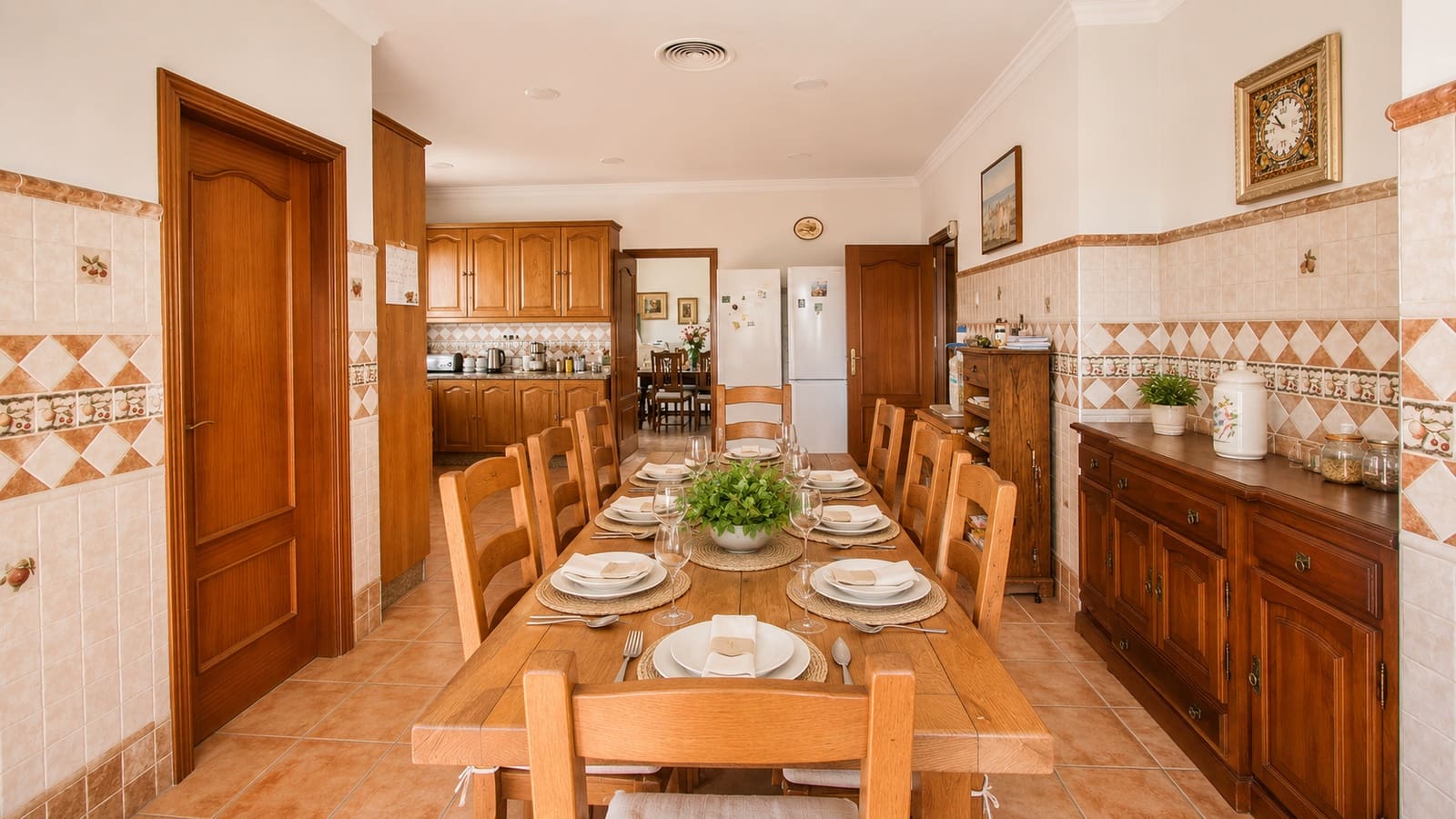 3 soveværelse Finca/Landehus til salg i Estepona med swimmingpool garage - € 2.000.000 (Ref: 9378089)