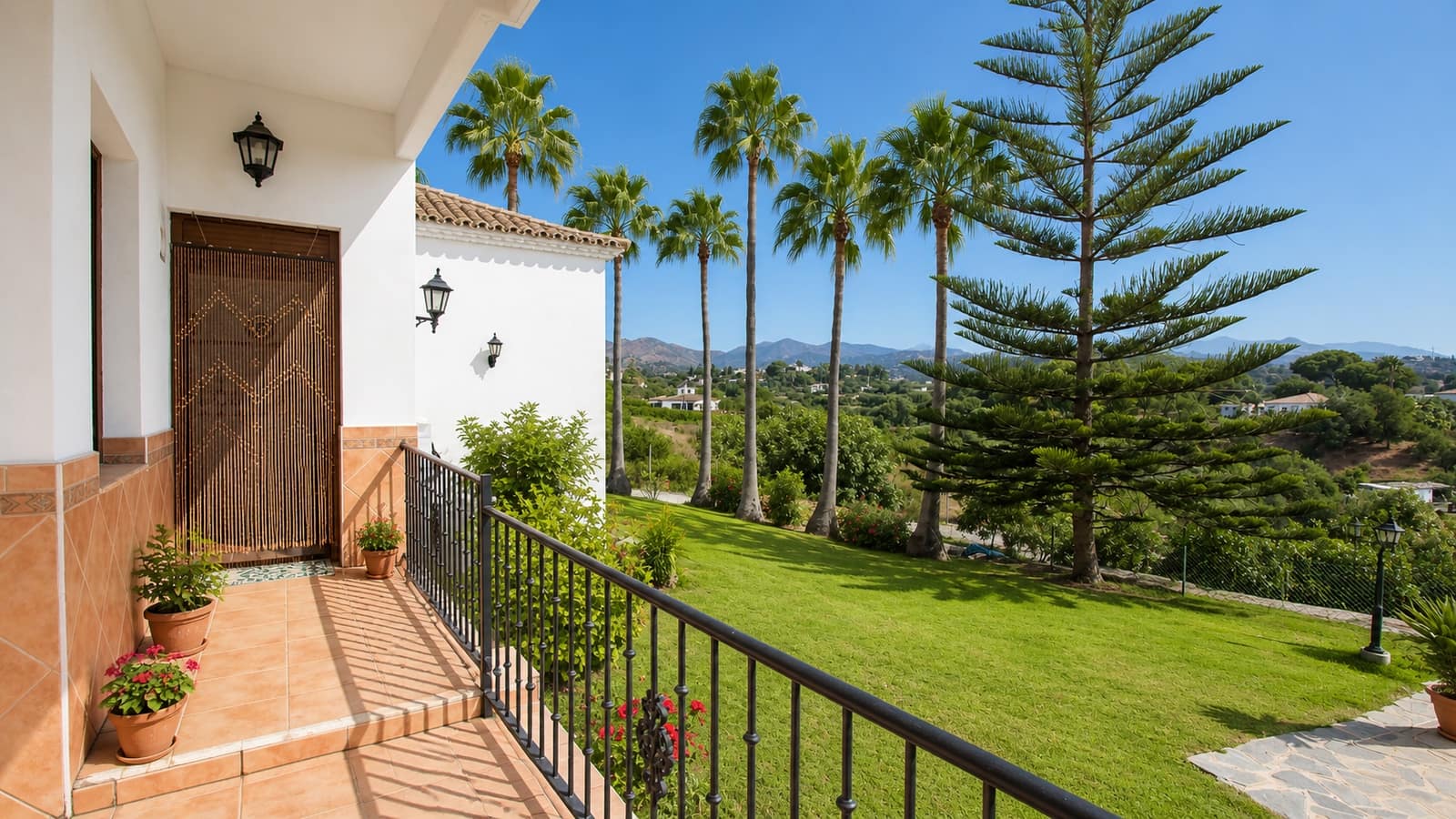 3 soveværelse Finca/Landehus til salg i Estepona med swimmingpool garage - € 2.000.000 (Ref: 9378089)