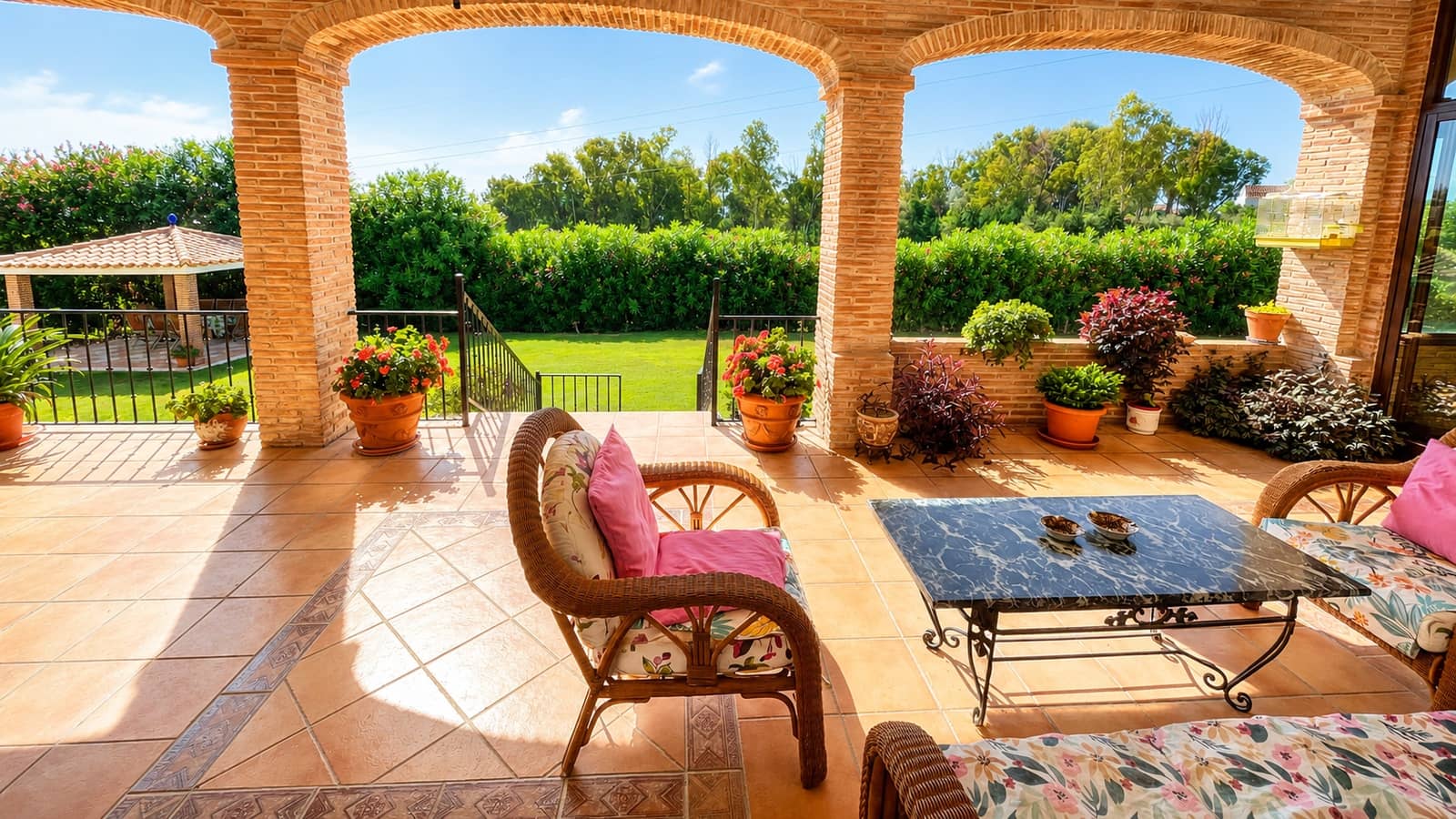 3 soveværelse Finca/Landehus til salg i Estepona med swimmingpool garage - € 2.000.000 (Ref: 9378089)
