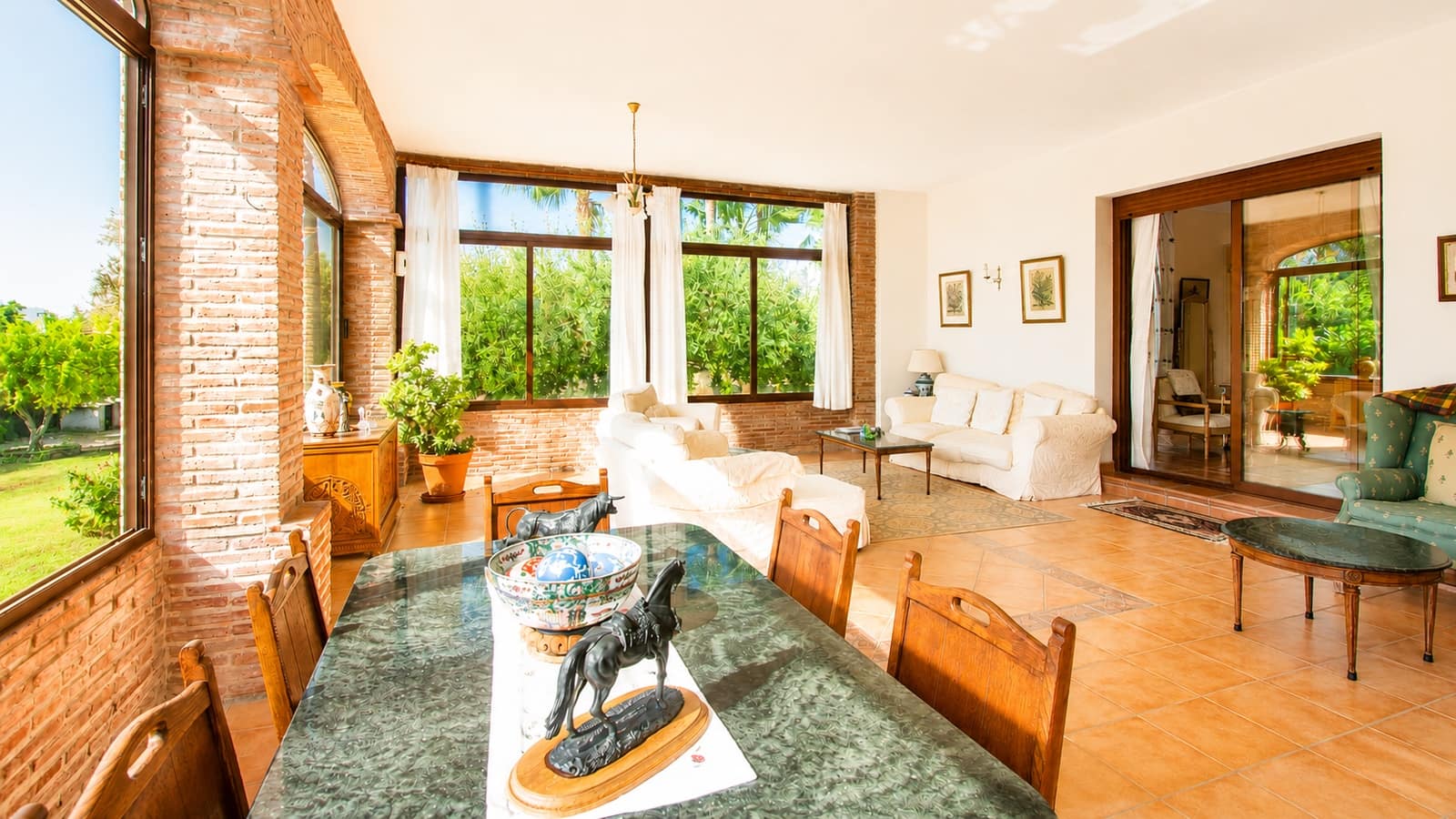 3 soveværelse Finca/Landehus til salg i Estepona med swimmingpool garage - € 2.000.000 (Ref: 9378089)