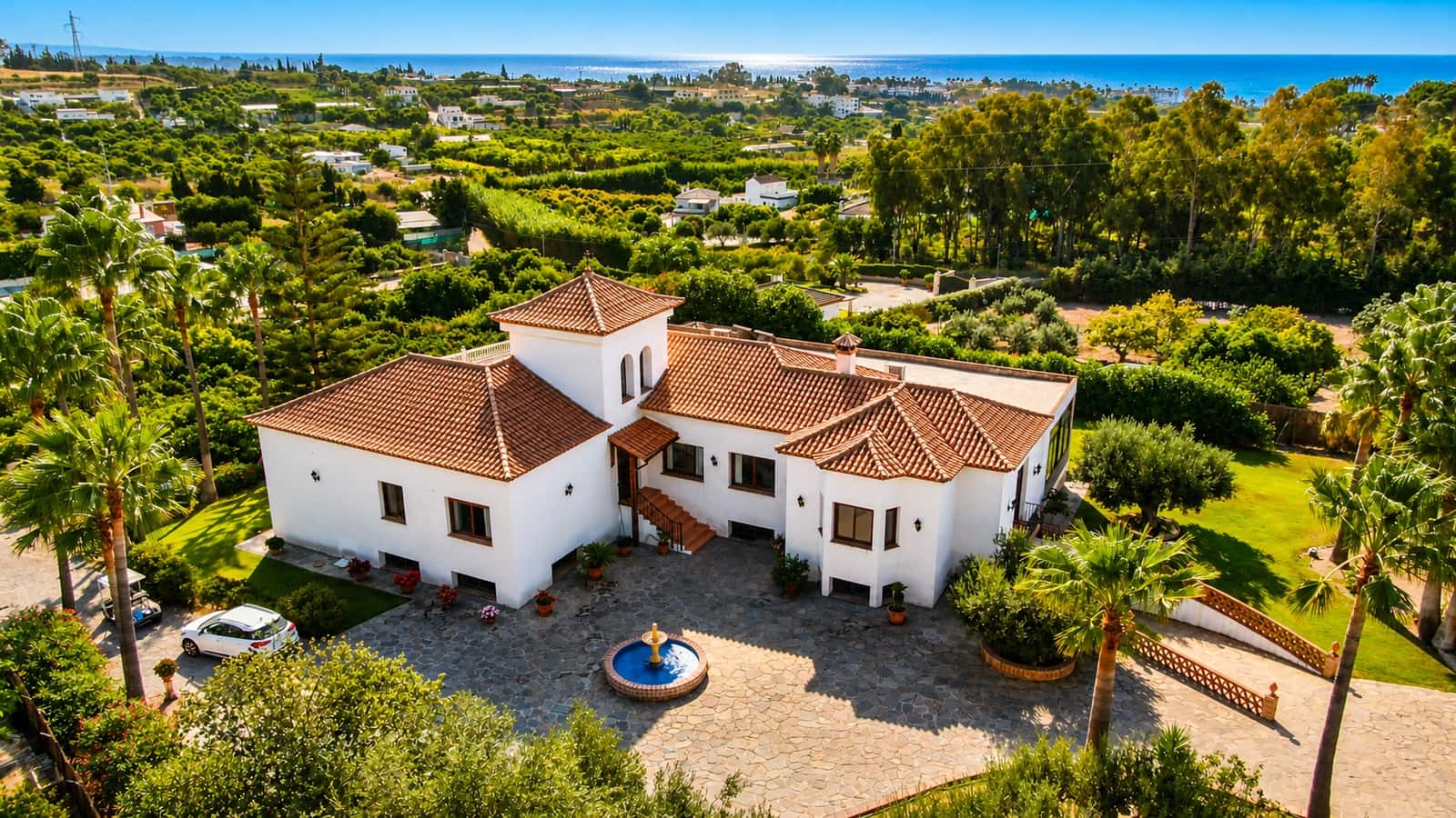 3 soveværelse Finca/Landehus til salg i Estepona med swimmingpool garage - € 2.000.000 (Ref: 9378089)