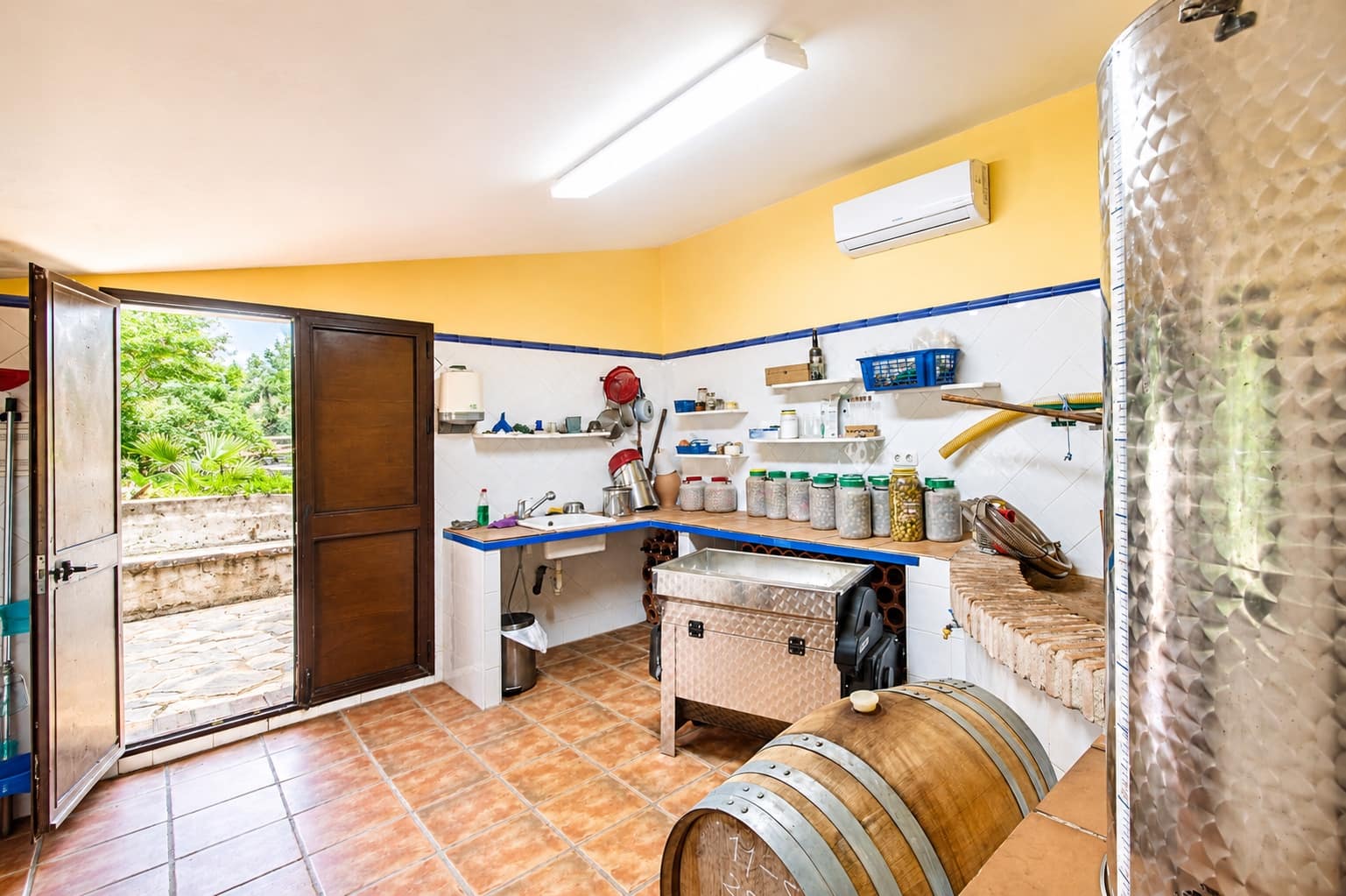 8 bedroom Finca/Country House for sale in Gaucin with pool garage - € 2,700,000 (Ref: 9414567)